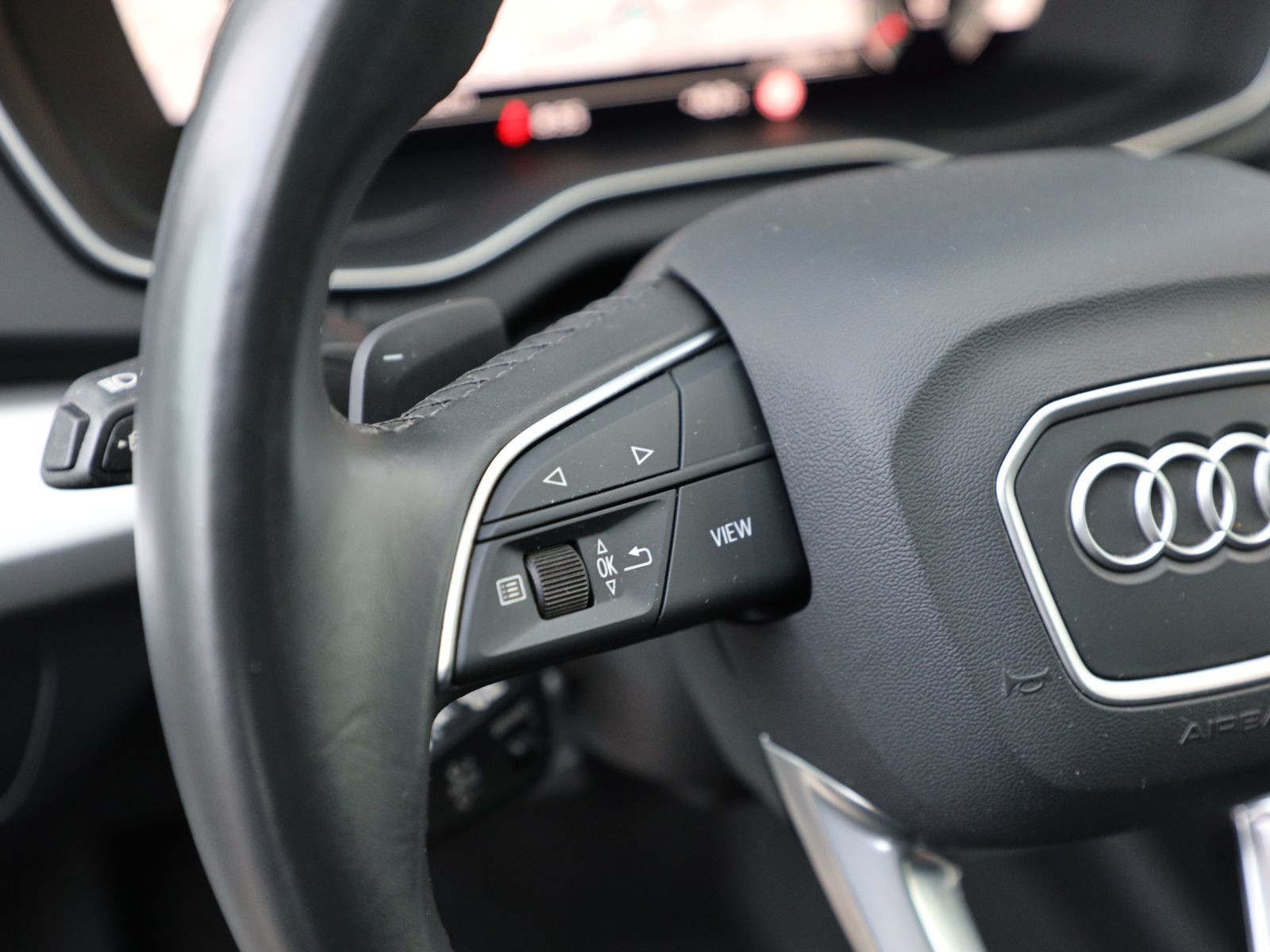 Audi Q5 S line 40TDI qu Stronic Navi Matrix Panorama AHK