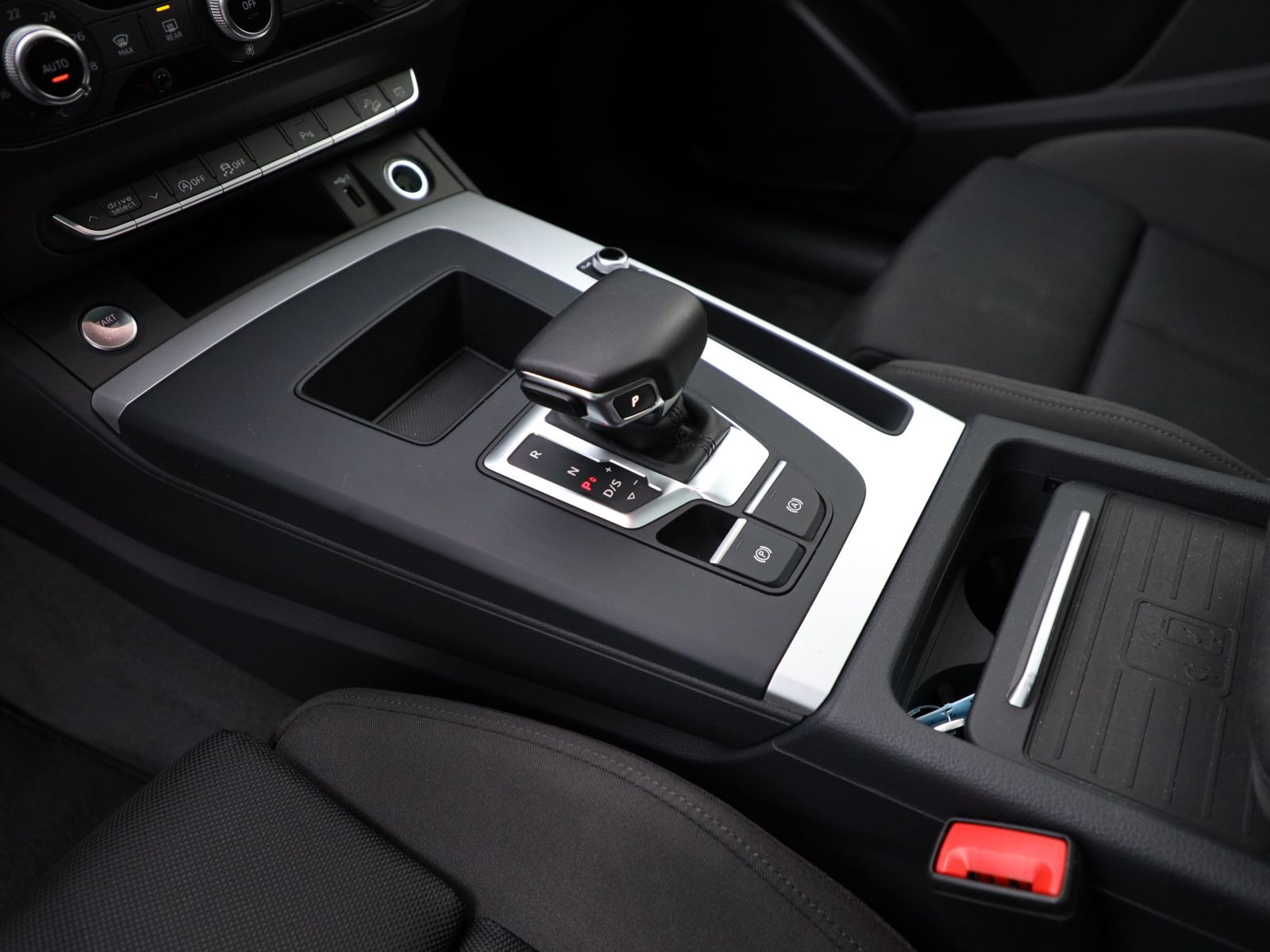 Audi Q5 S line 40TDI qu Stronic Navi Matrix Panorama AHK