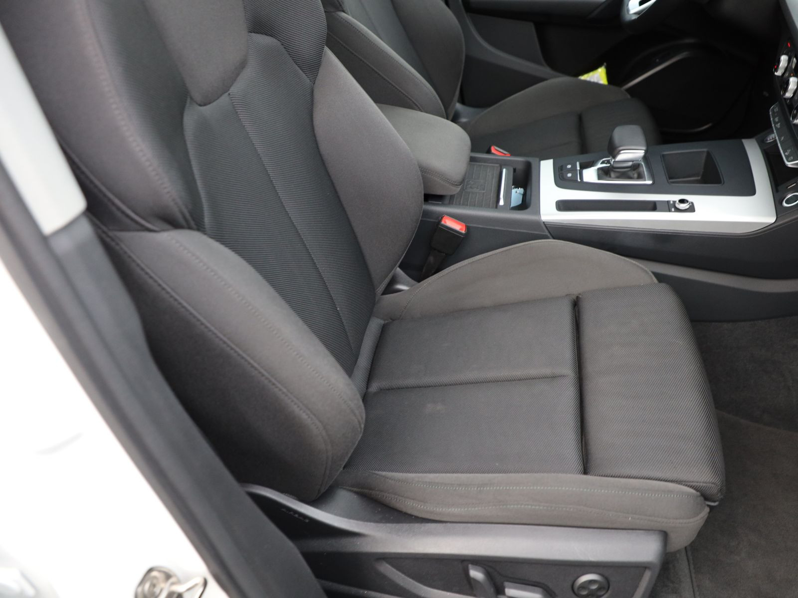 Audi Q5 S line 40TDI qu Stronic Navi Matrix Panorama AHK