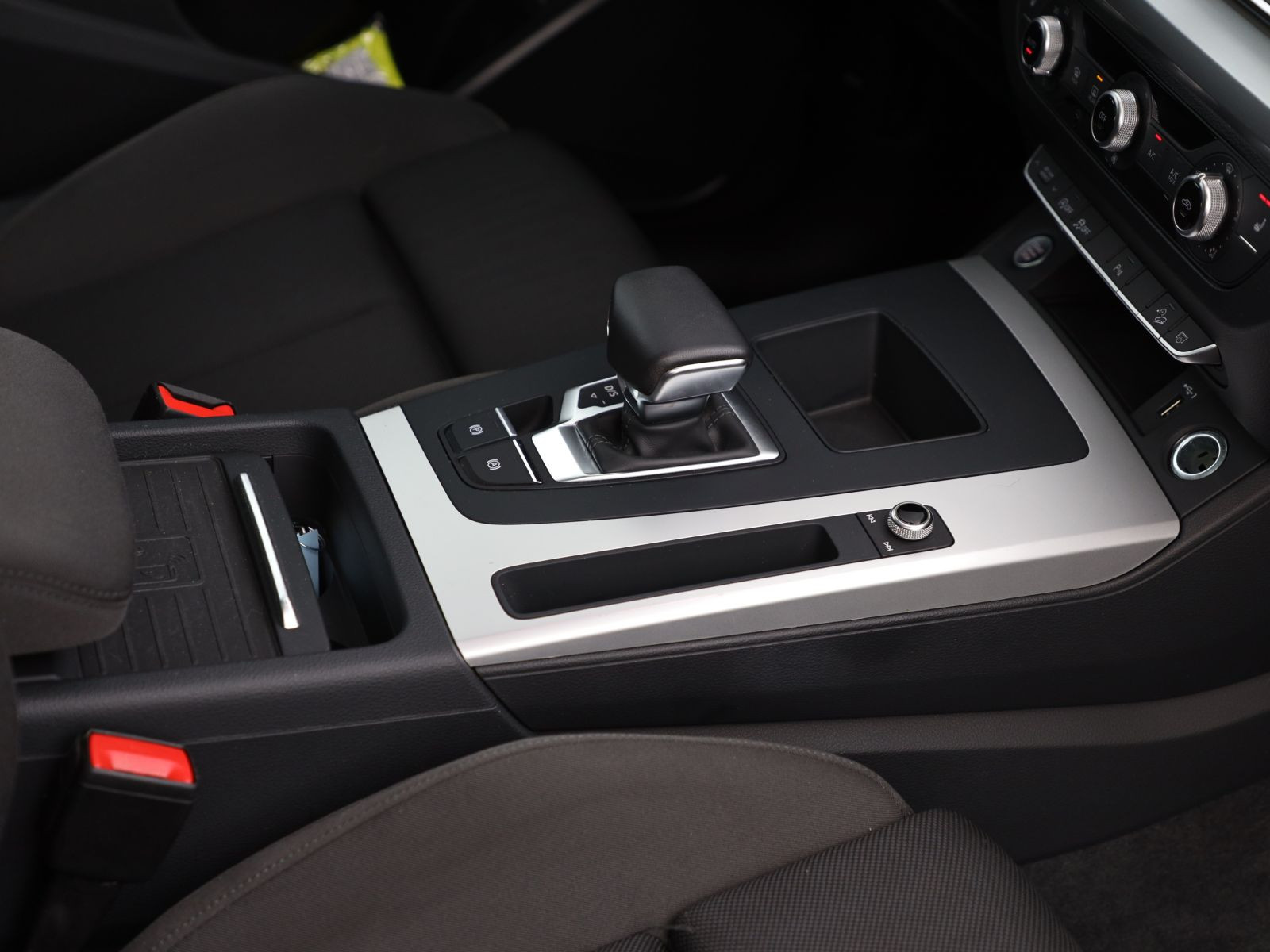 Audi Q5 S line 40TDI qu Stronic Navi Matrix Panorama AHK