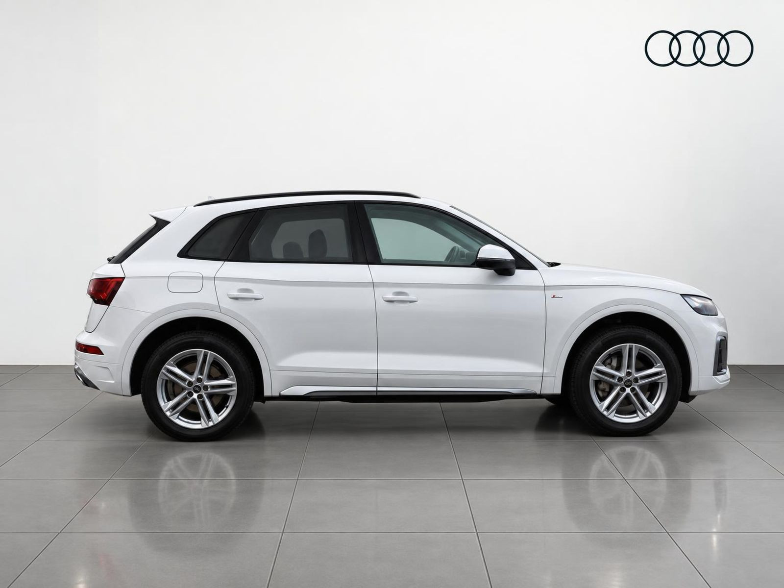 Audi Q5 S line 40TDI qu Stronic Navi Matrix Panorama AHK