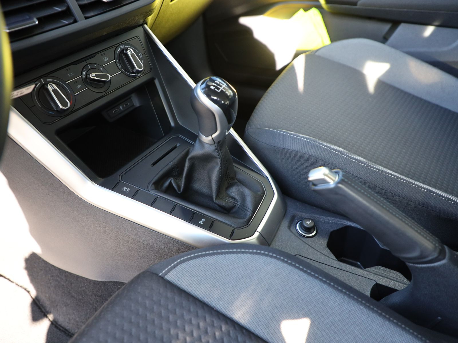 Volkswagen Taigo 1.0 TSI Life, App-Connect, Klima, Digital Cockpit
