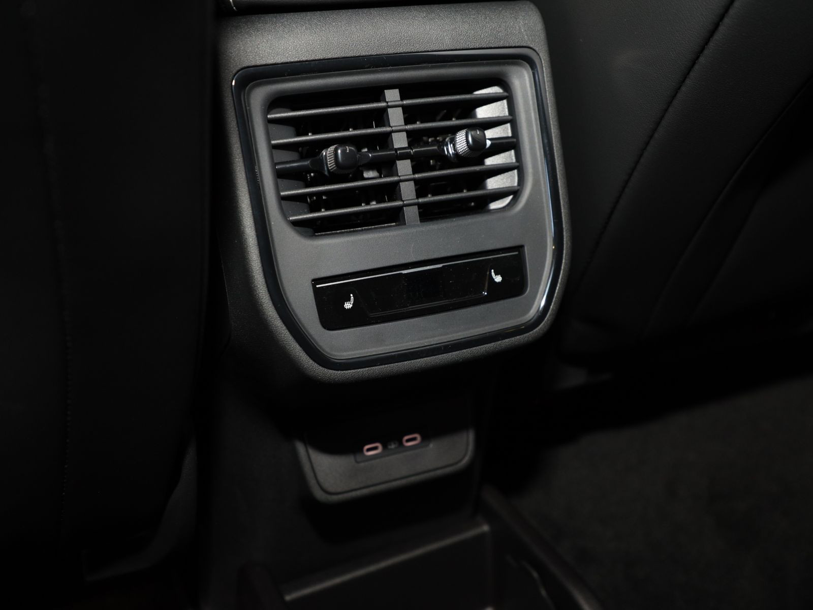 Skoda Peaq Sportline 90x (91 kWh) 220 kW 1-Gang-Automatik 4x4