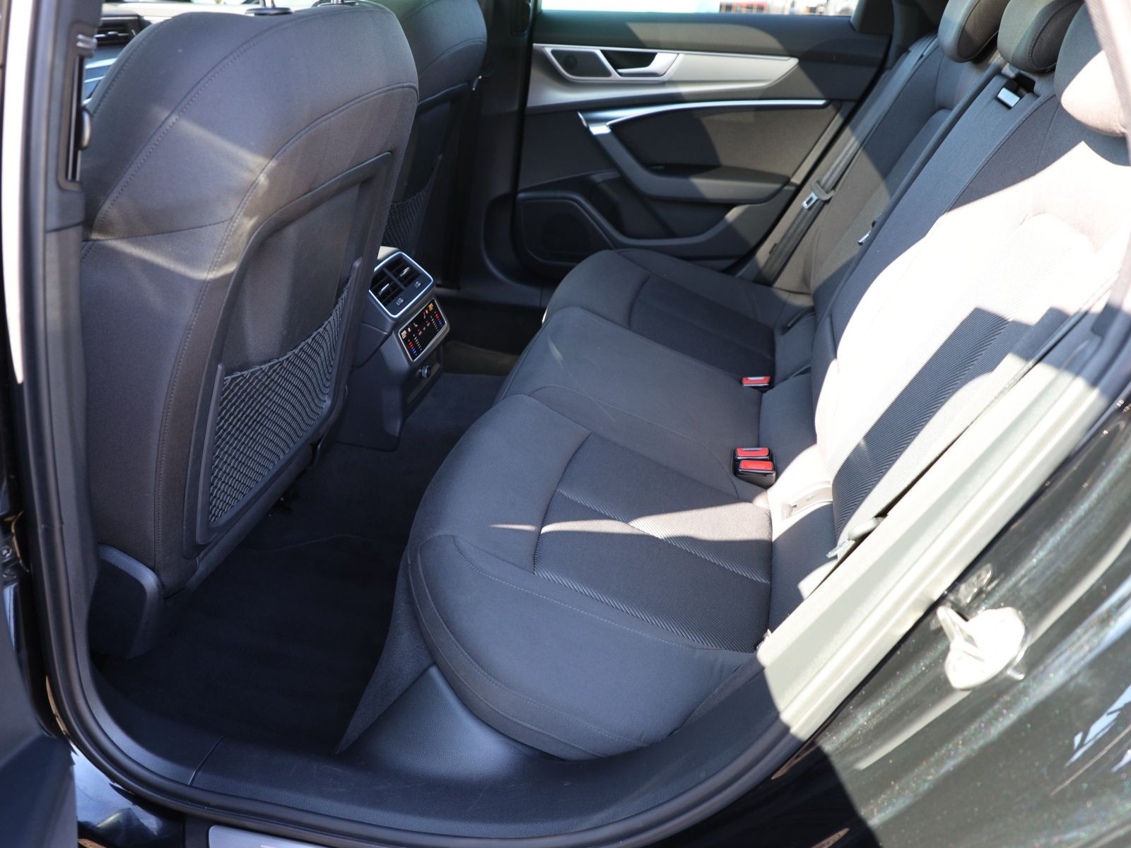 Audi A6 Avant S line 40TDI qu Navi Matrix ACC Panorama