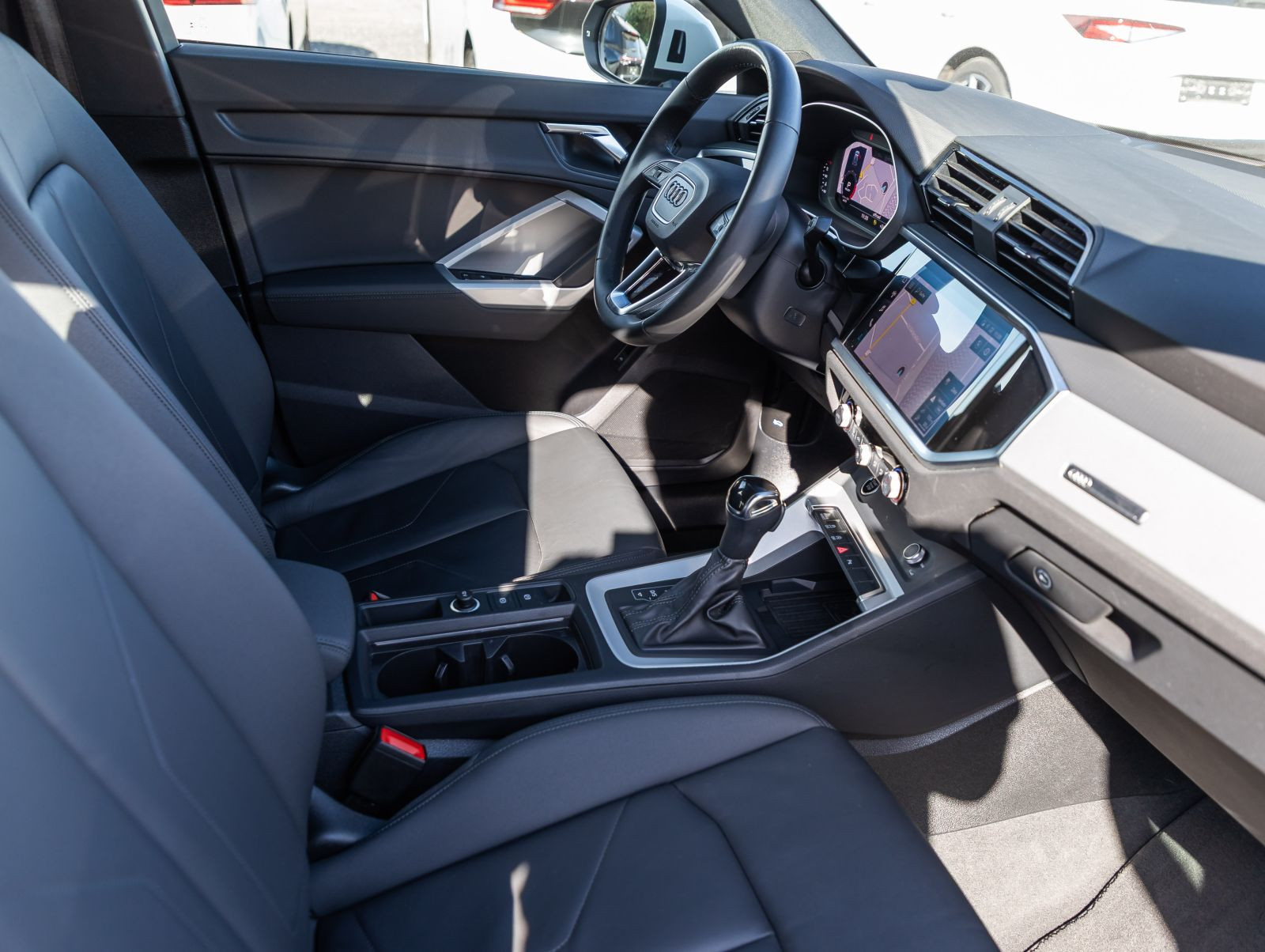 Audi Q3 advanced 35TFSI Stronic Navi LED DAB EPH Carplay
