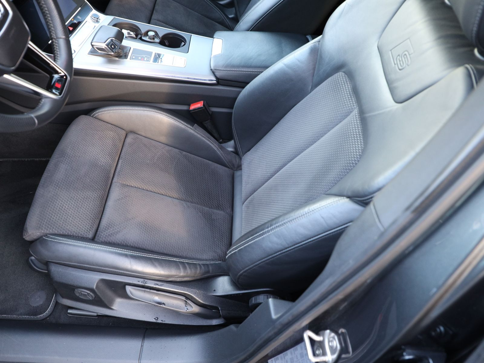 Audi A6 Avant S line 45TDI qu Navi Matrix ACC B&O EPH