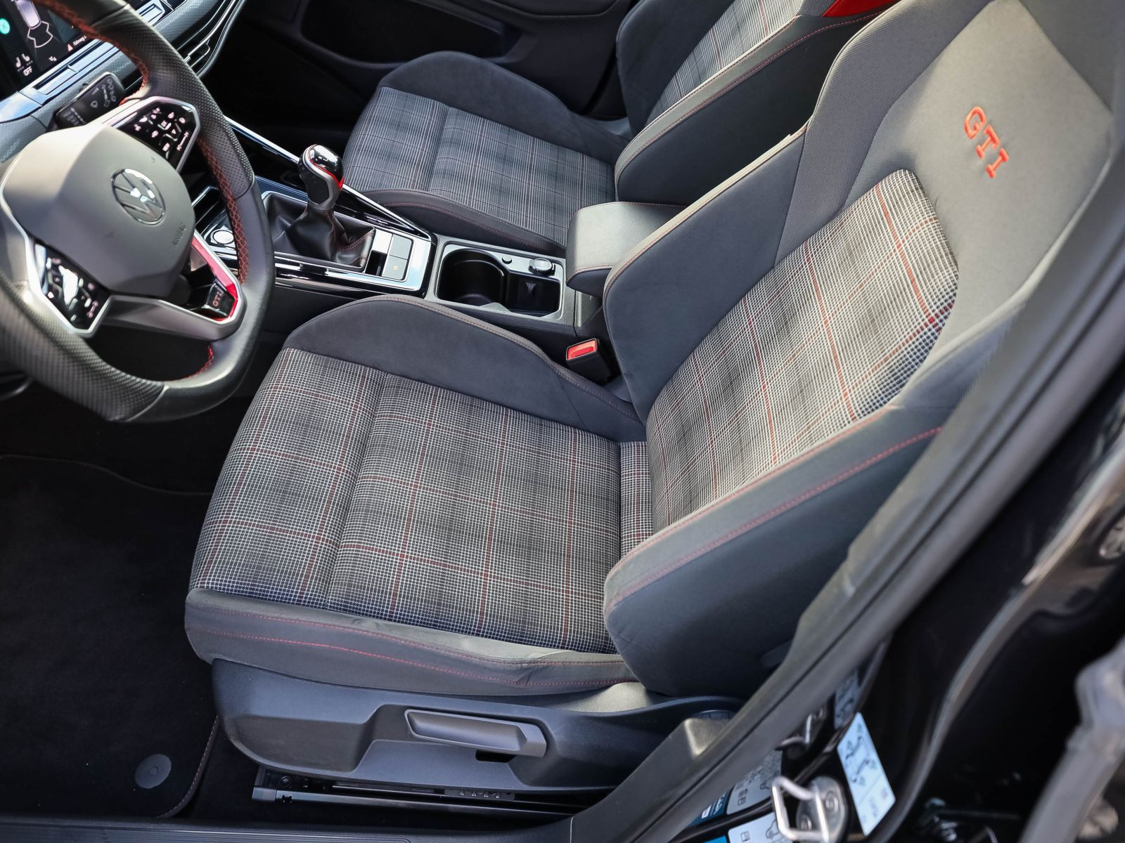 Volkswagen Golf VIII GTI 2.0TSI Matrix ACC Carplay DAB AHK