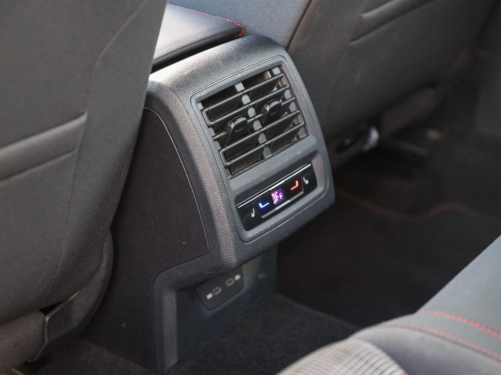 Volkswagen Golf VIII GTI 2.0TSI Matrix ACC Carplay DAB AHK