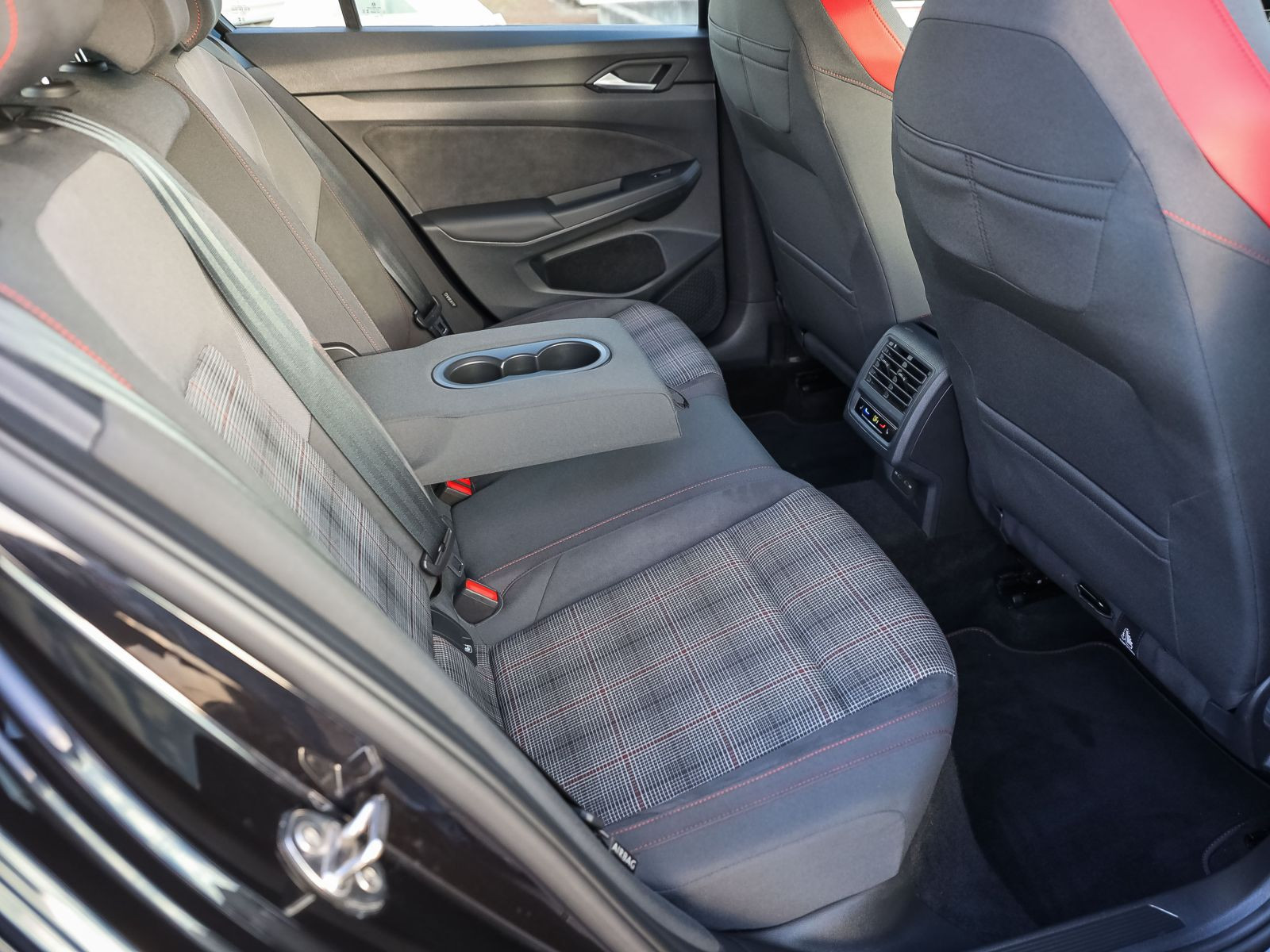 Volkswagen Golf VIII GTI 2.0TSI Matrix ACC Carplay DAB AHK