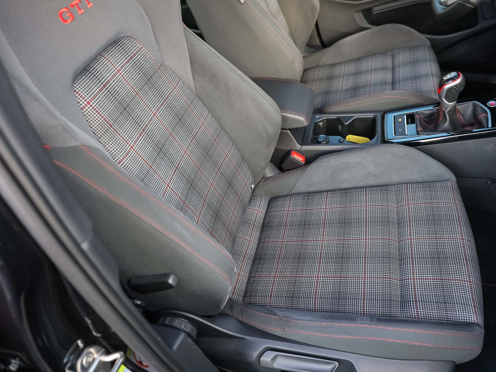 Volkswagen Golf VIII GTI 2.0TSI Matrix ACC Carplay DAB AHK