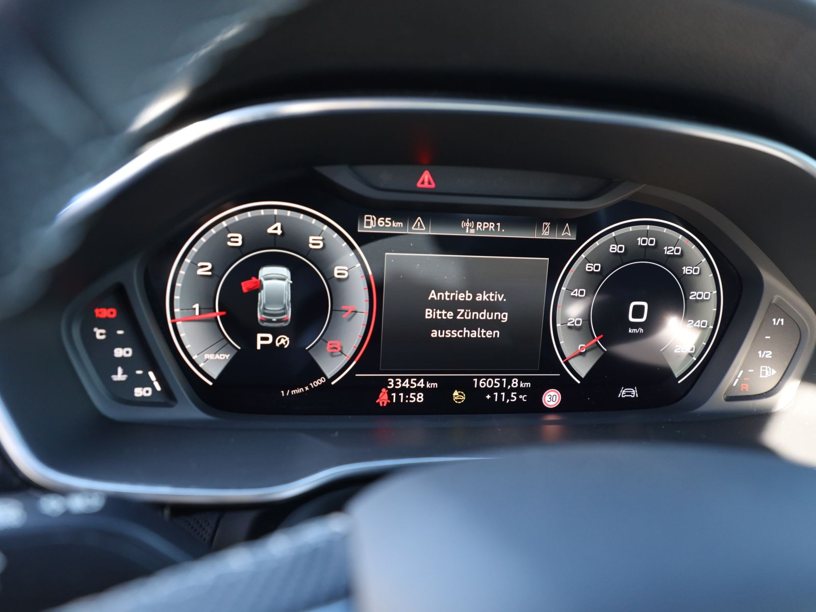Audi Q3 S line 40TFSI qu Stronic Navi LED DAB EPH AHK