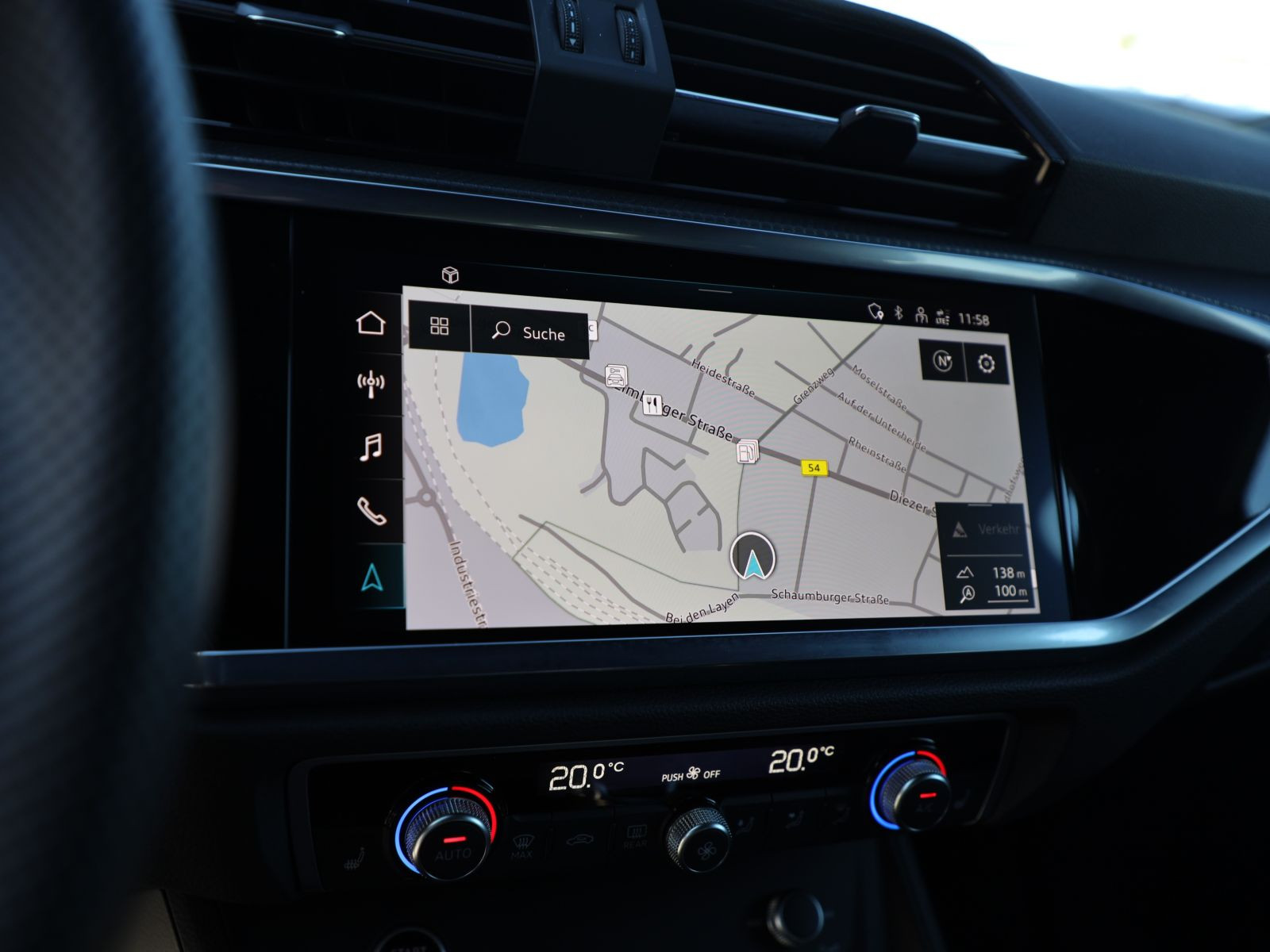 Audi Q3 S line 40TFSI qu Stronic Navi LED DAB EPH AHK
