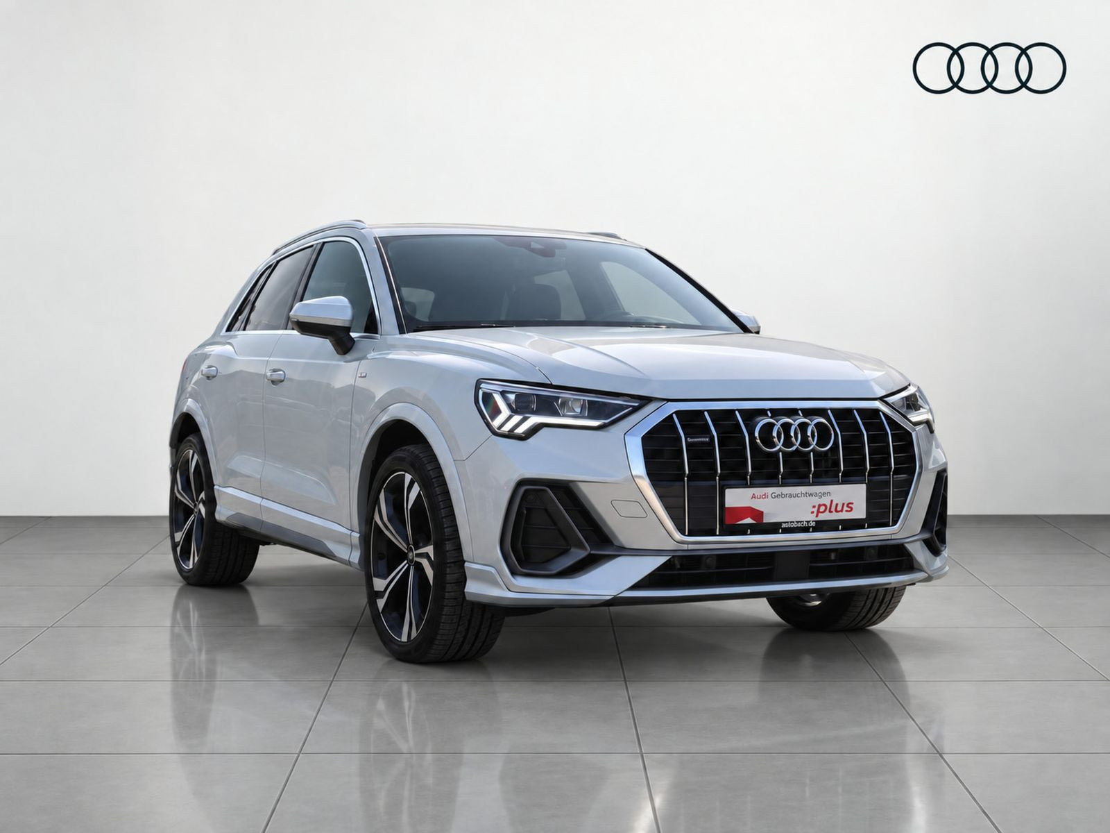 Audi Q3 S line 40TFSI qu Stronic Navi LED DAB EPH AHK