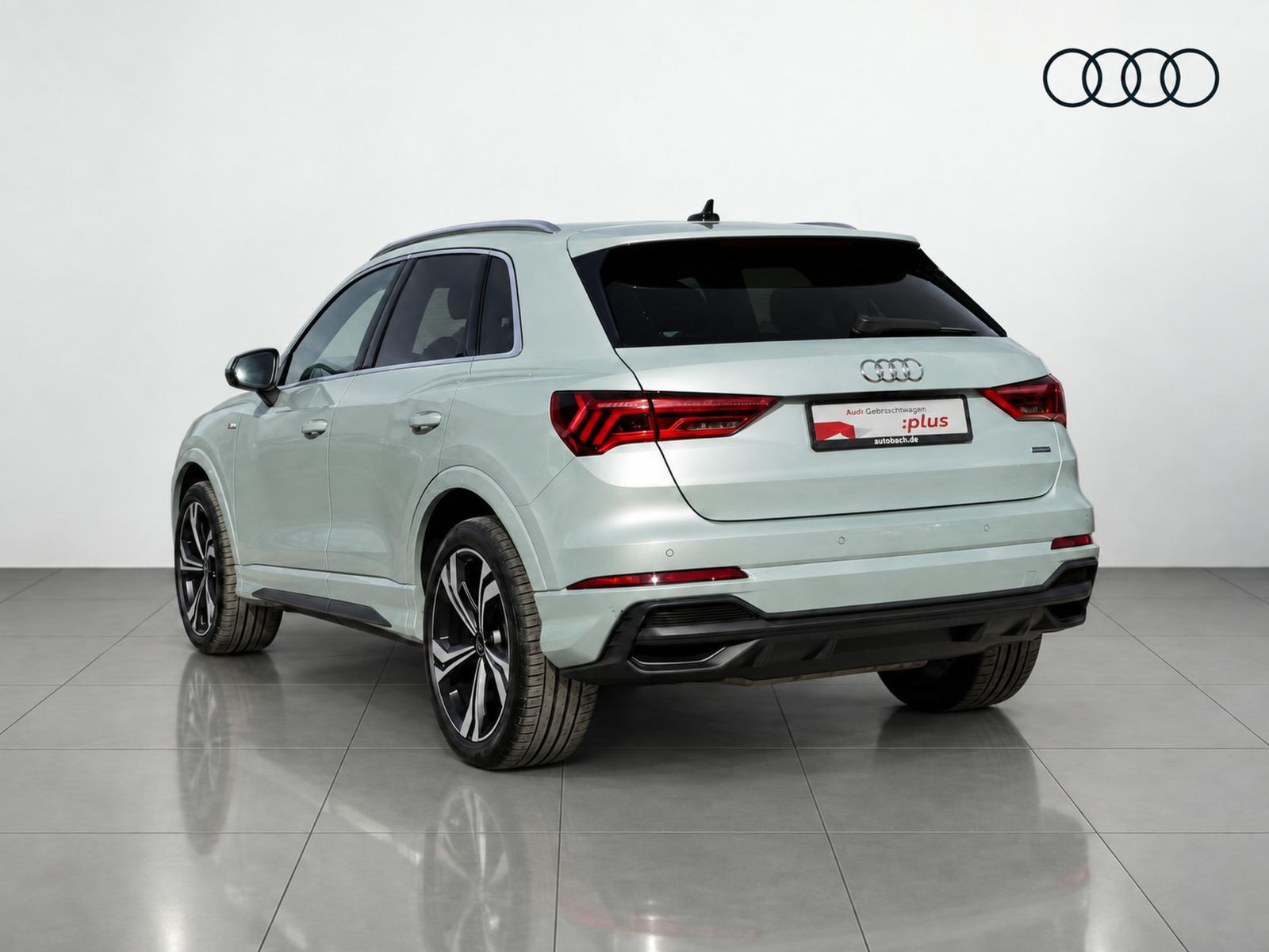 Audi Q3 S line 40TFSI qu Stronic Navi LED DAB EPH AHK