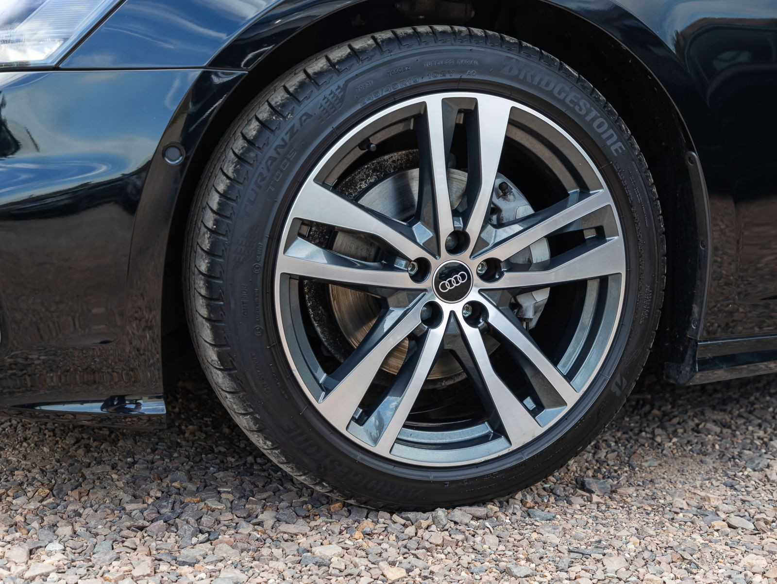 Audi A6 Avant S line 40TDI qu Navi LED ACC Panorama