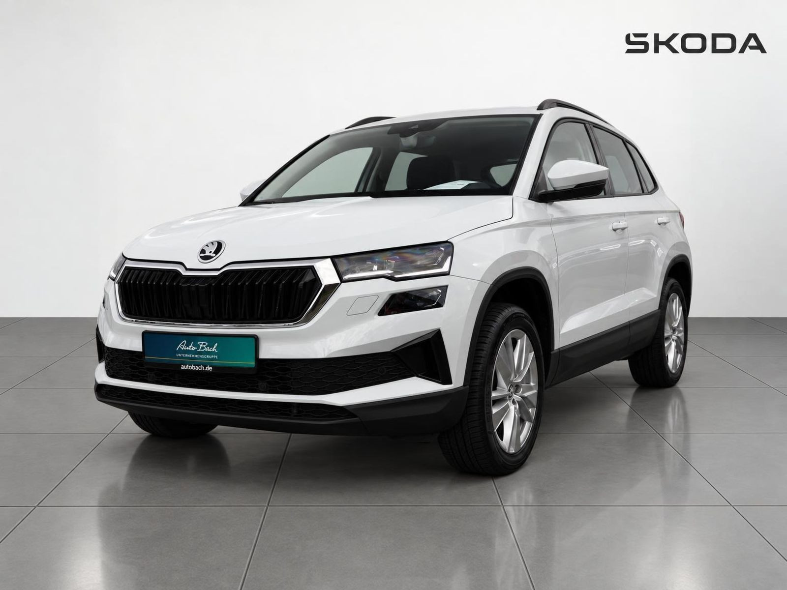 Skoda Karoq Selection 1.5TSI Panorama ACC Navi LED EPH