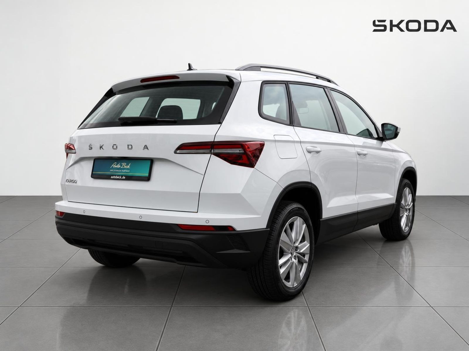 Skoda Karoq Selection 1.5TSI Panorama ACC Navi LED EPH