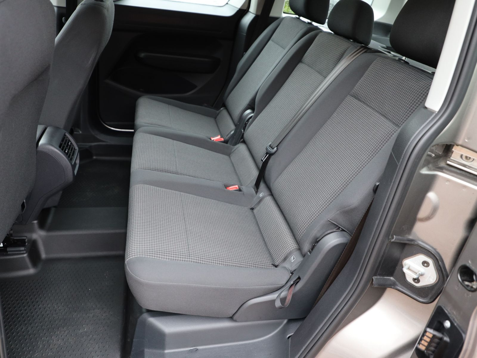 Volkswagen Caddy Basis 2.0TDI 4Motion Navi GRA DAB Sitzhzg