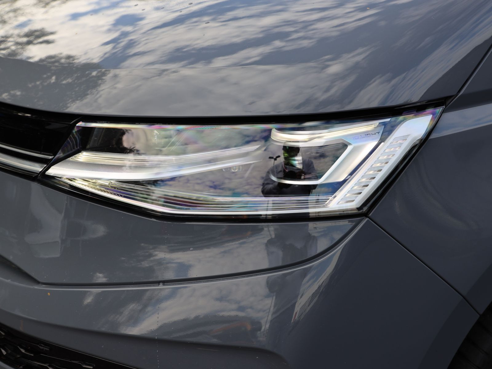 Volkswagen T7 Multivan 2.0 TSI DSG Life, AHK, Navi, LED-Matrix, Rückfahrkamera