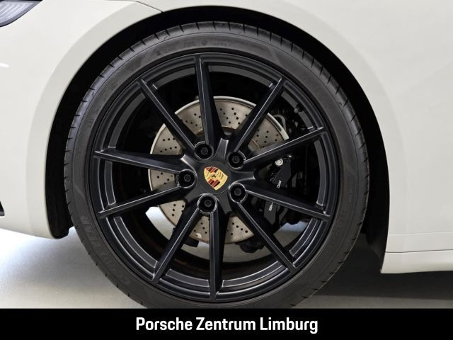 Porsche 992 911 Targa 4S InnoDrive HA-Lenkung Sportabgas