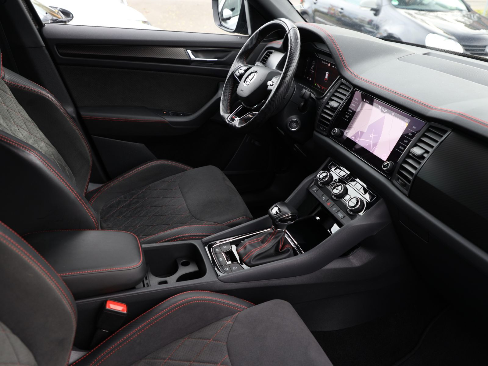 Skoda Kodiaq RS 2,0 TSI DSG 4x4 GRA Sitzhzg LED AHK