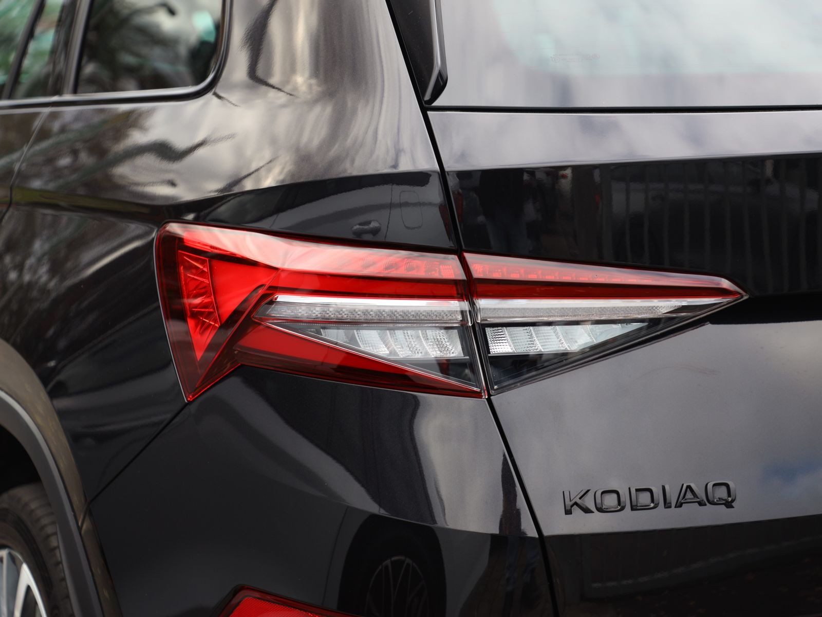 Skoda Kodiaq RS 2,0 TSI DSG 4x4 GRA Sitzhzg LED AHK