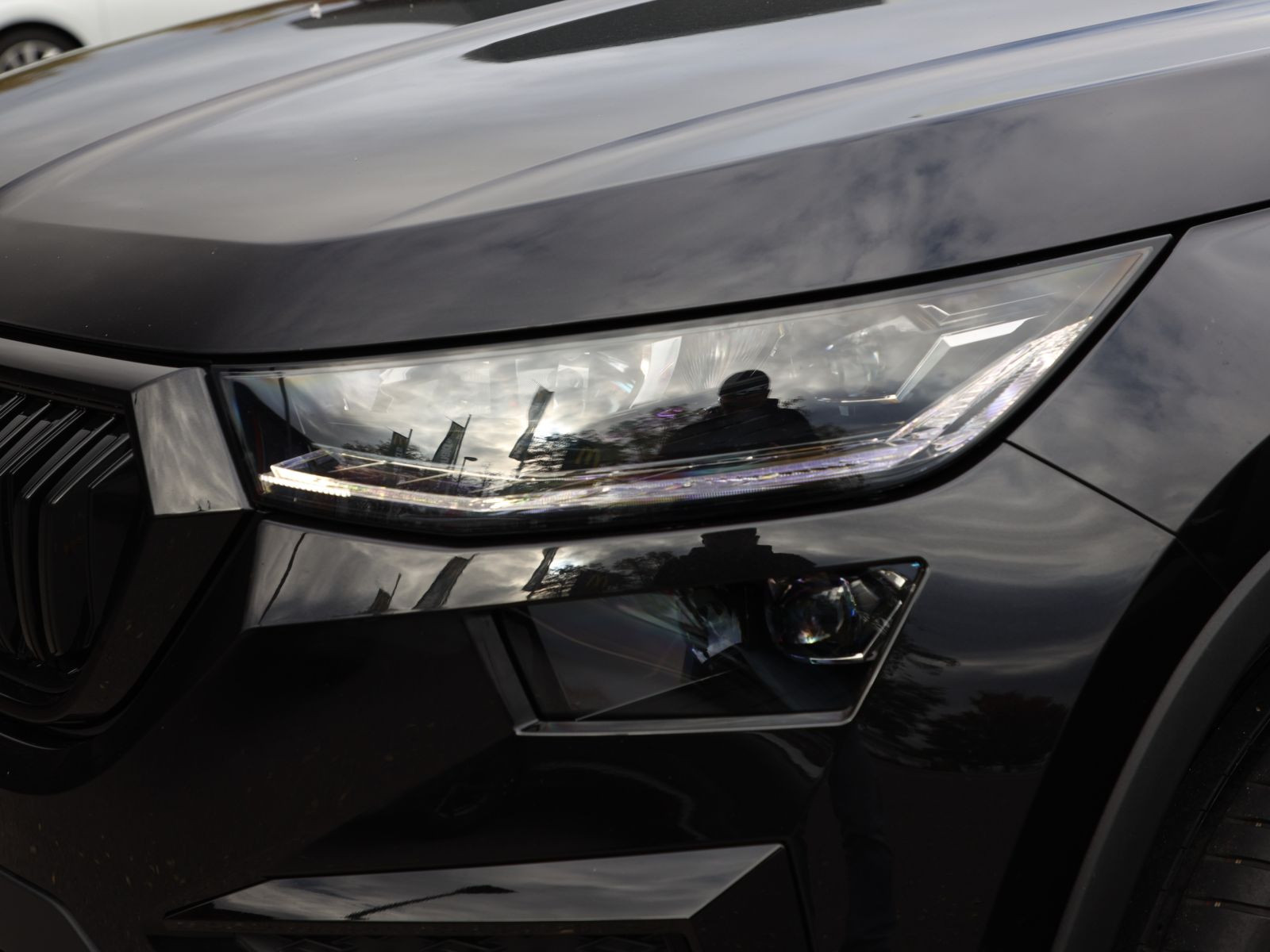 Skoda Kodiaq RS 2,0 TSI DSG 4x4 GRA Sitzhzg LED AHK