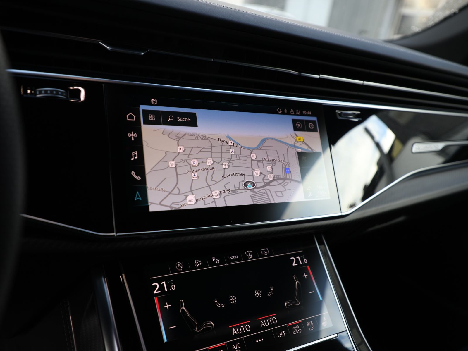 Audi RS Q8 Navi LED HuD Panorama Luftfederung AHK