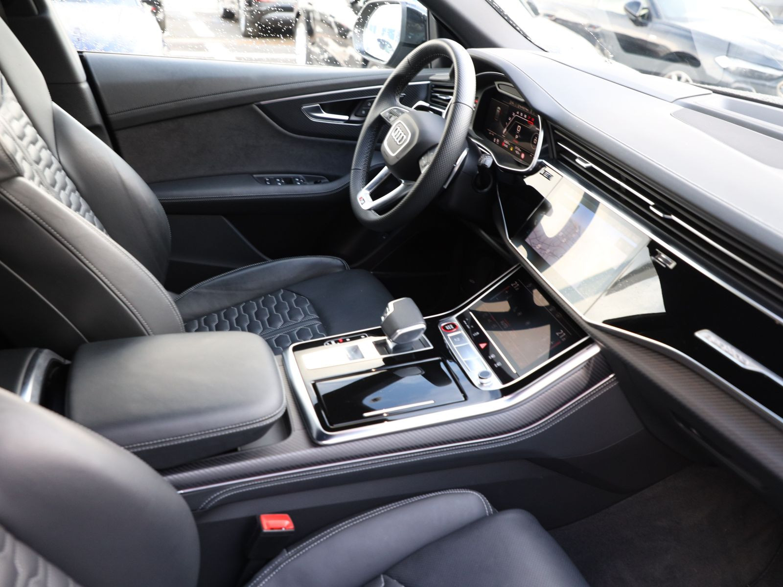 Audi RS Q8 Navi LED HuD Panorama Luftfederung AHK