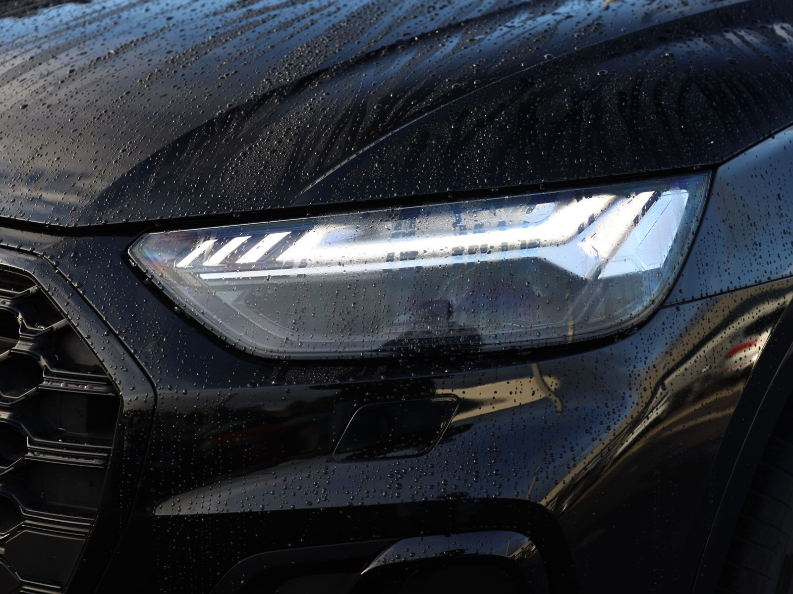 Audi Q5 S line 50TDI qu Navi Matrix Panorama AHK