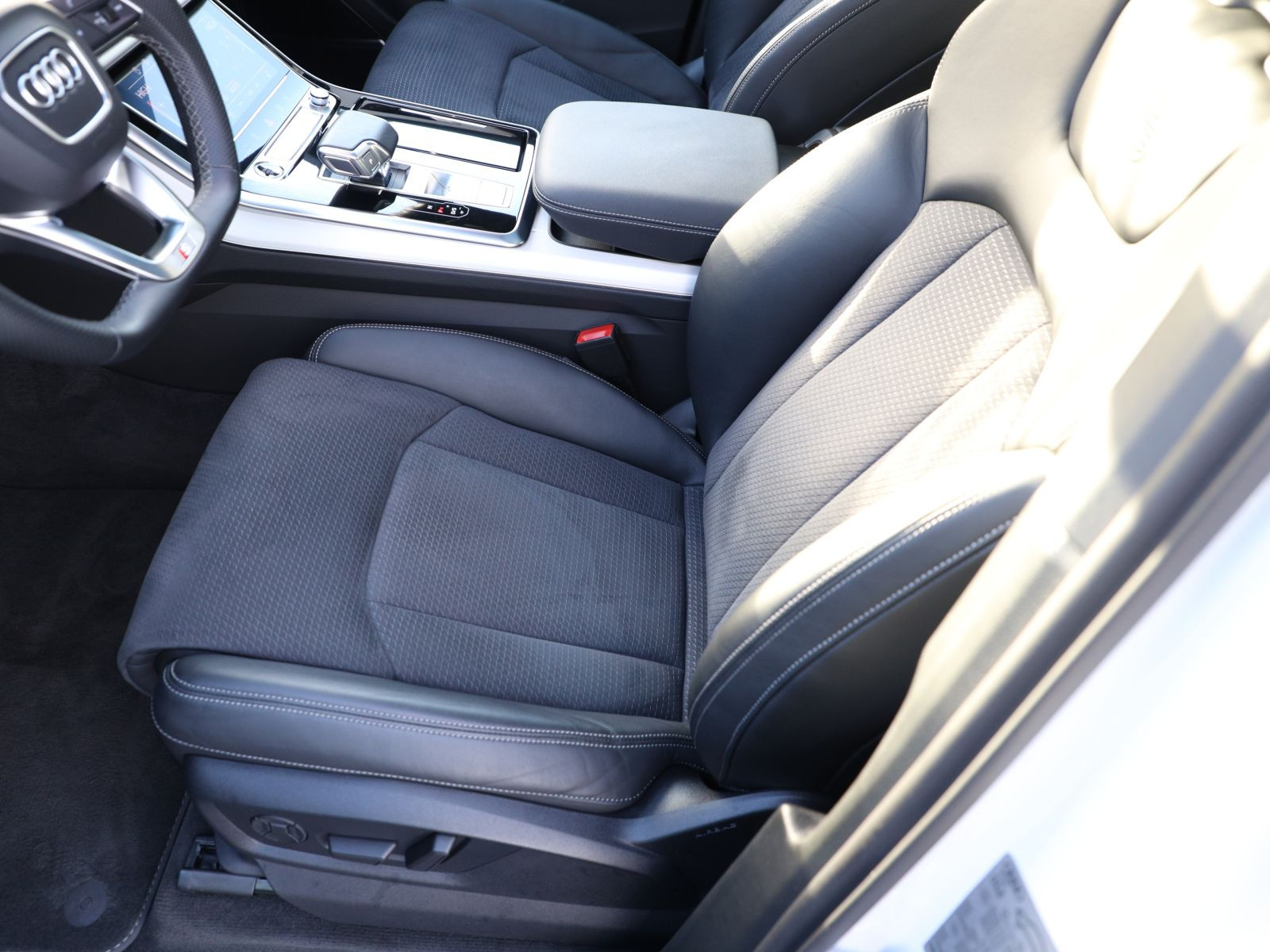 Audi Q7 S line 45TDI qu Luftfederung Panorama B&O AHK