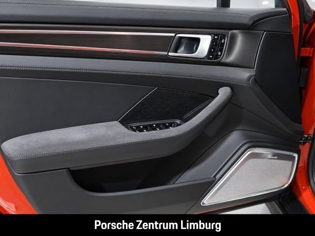Porsche Panamera GTS Burmester InnoDrive HA-Lenkung HUD