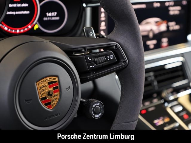 Porsche Panamera GTS Burmester InnoDrive HA-Lenkung HUD