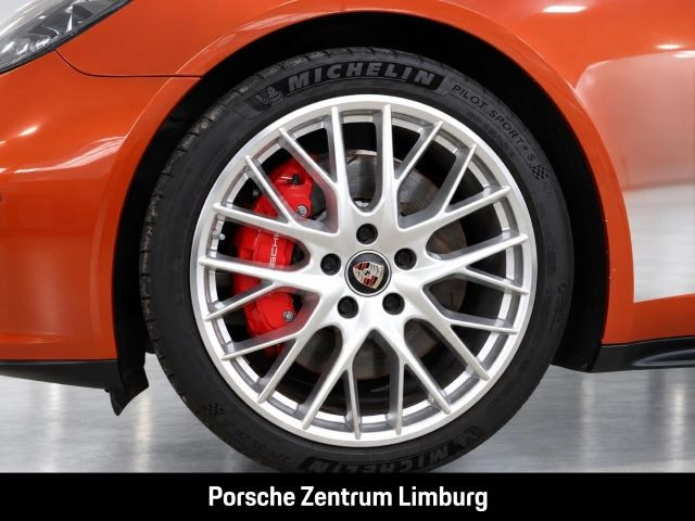 Porsche Panamera GTS Burmester InnoDrive HA-Lenkung HUD