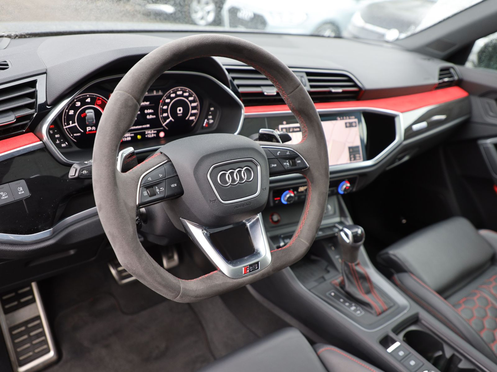 Audi RS Q3 Sportback Navi Matrix Panorama ACC AHK