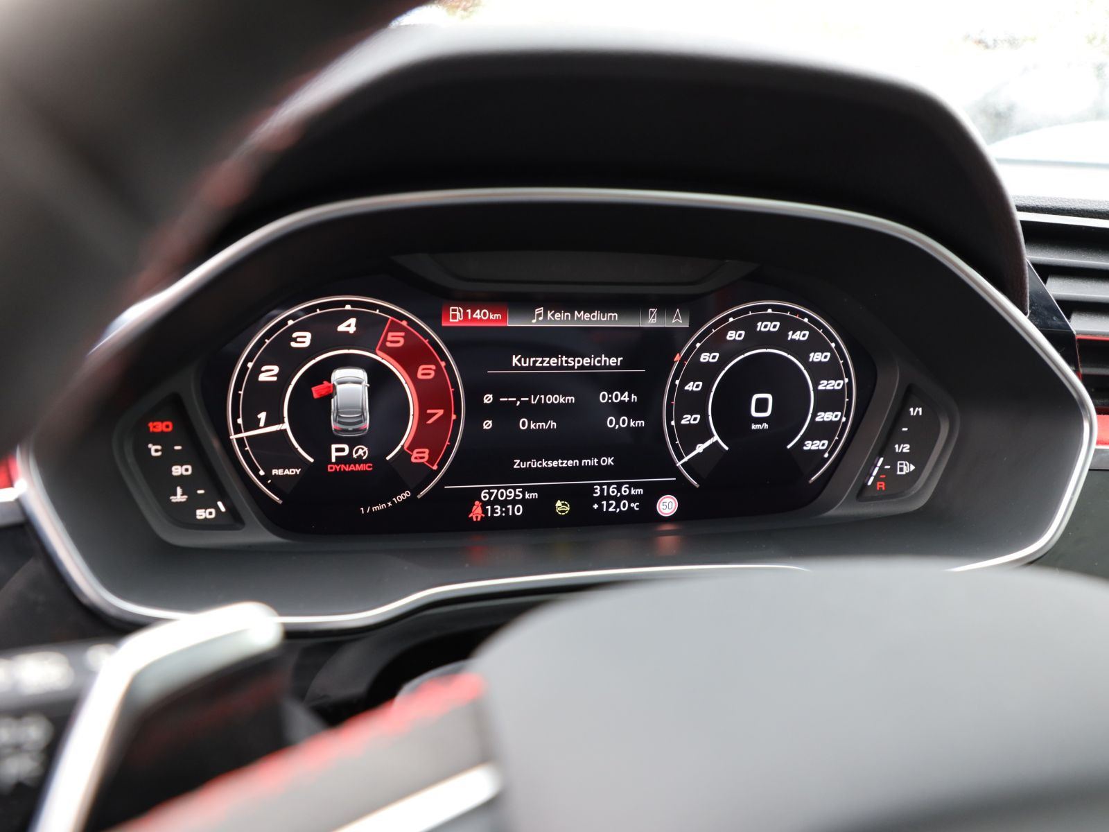 Audi RS Q3 Sportback Navi Matrix Panorama ACC AHK