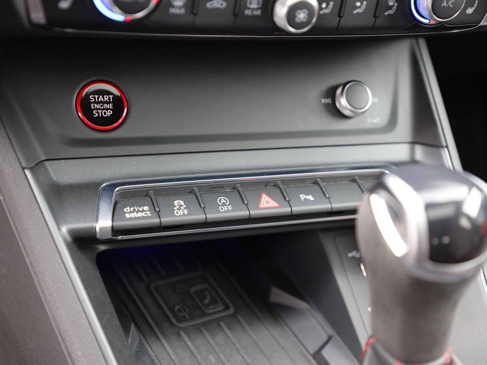Audi RS Q3 Sportback Navi Matrix Panorama ACC AHK