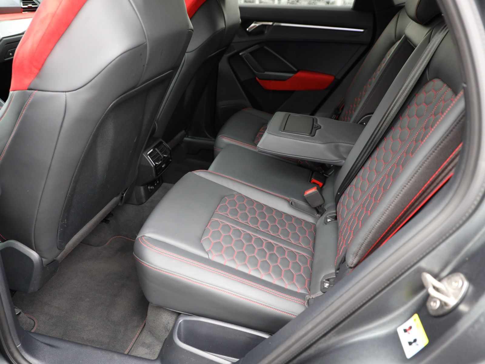 Audi RS Q3 Sportback Navi Matrix Panorama ACC AHK
