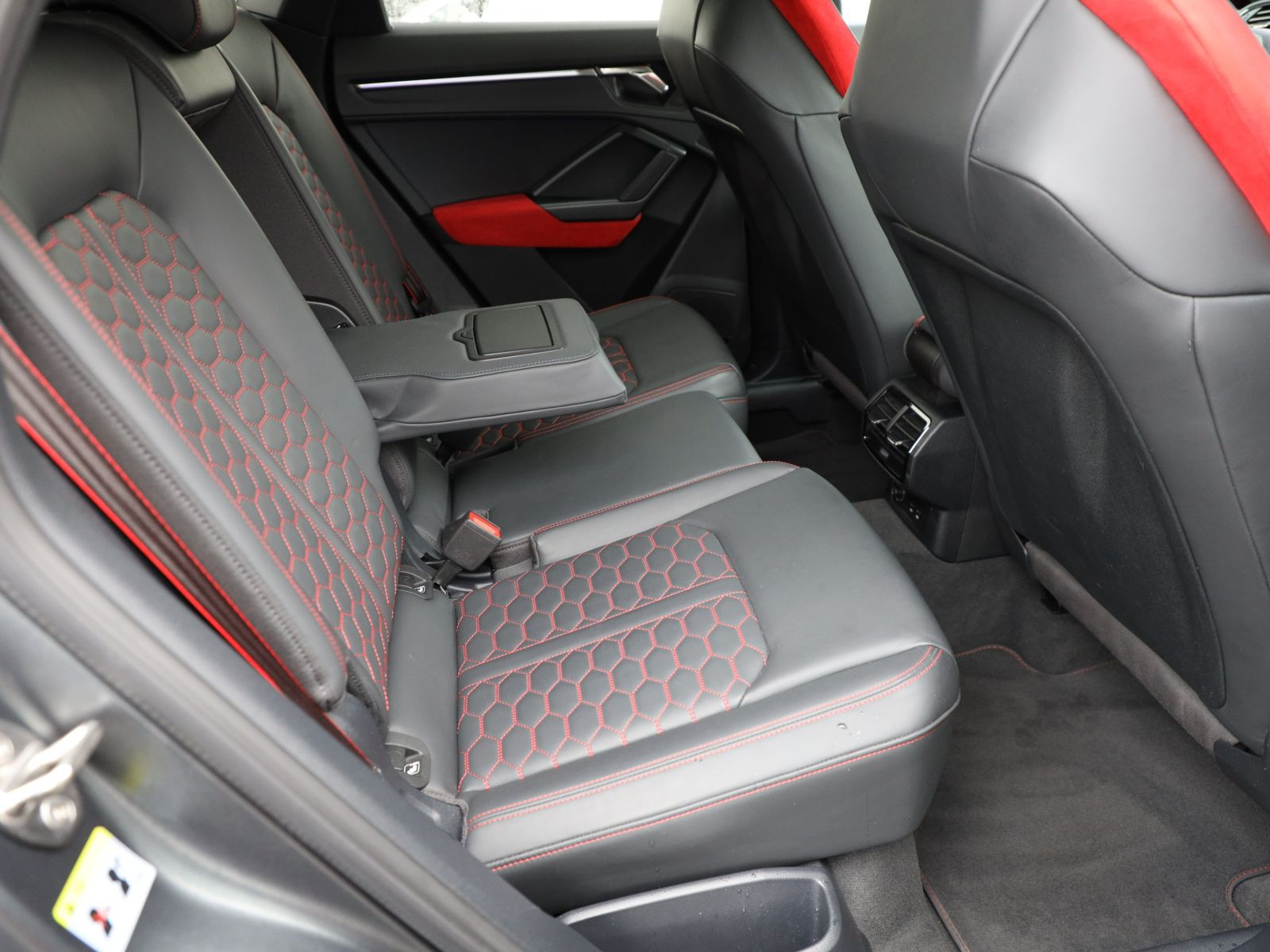 Audi RS Q3 Sportback Navi Matrix Panorama ACC AHK
