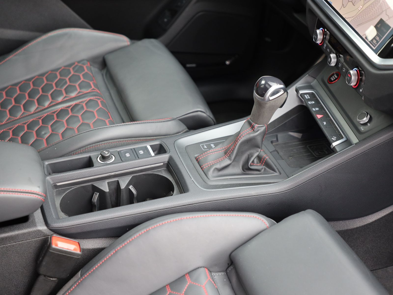 Audi RS Q3 Sportback Navi Matrix Panorama ACC AHK