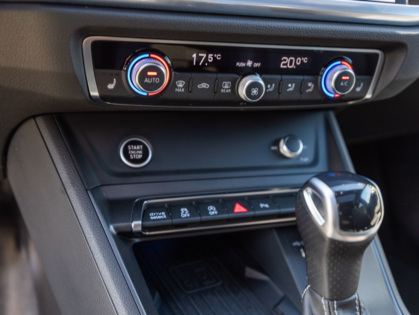 Audi Q3 Sportback S line 35TFSI Stronic Navi Matrix Panorama