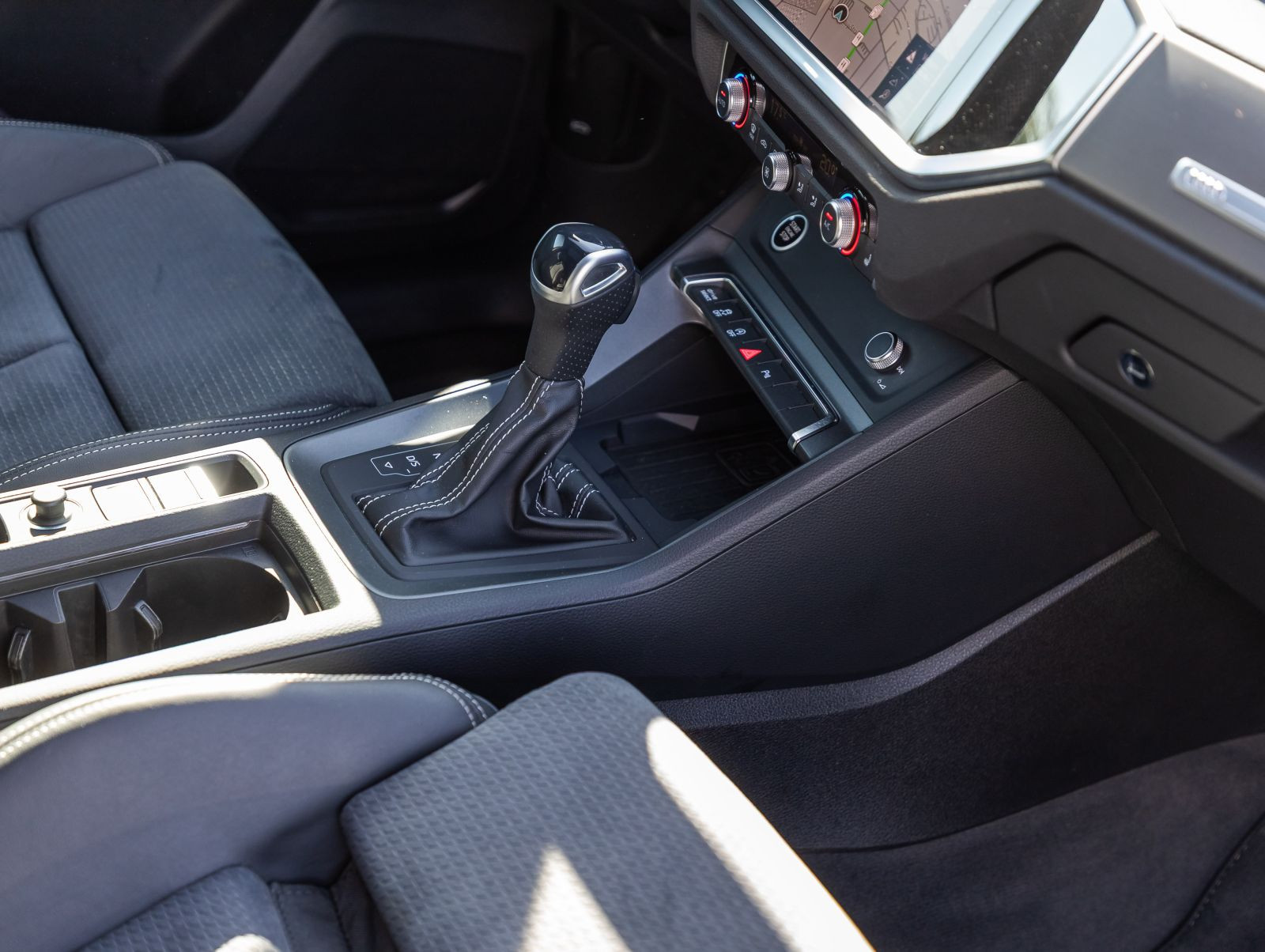 Audi Q3 Sportback S line 35TFSI Stronic Navi Matrix Panorama