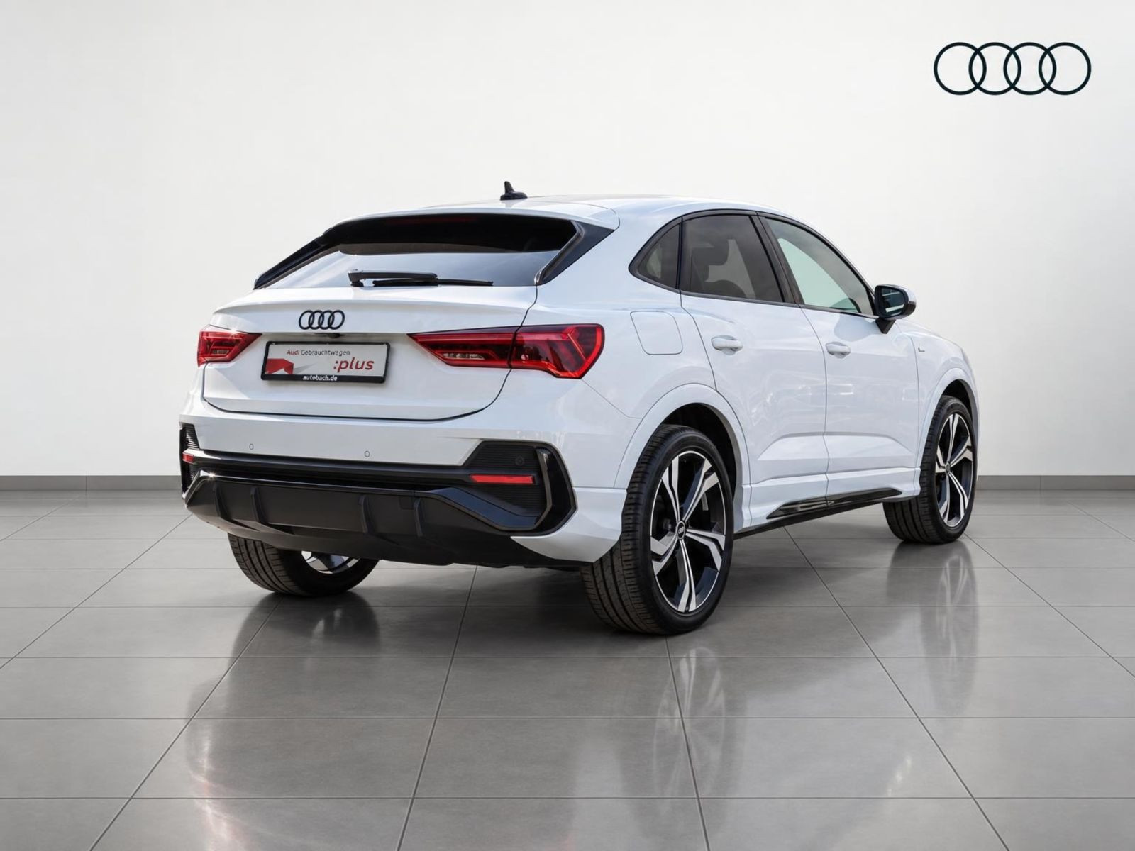 Audi Q3 Sportback S line 35TFSI Stronic Navi Matrix Panorama