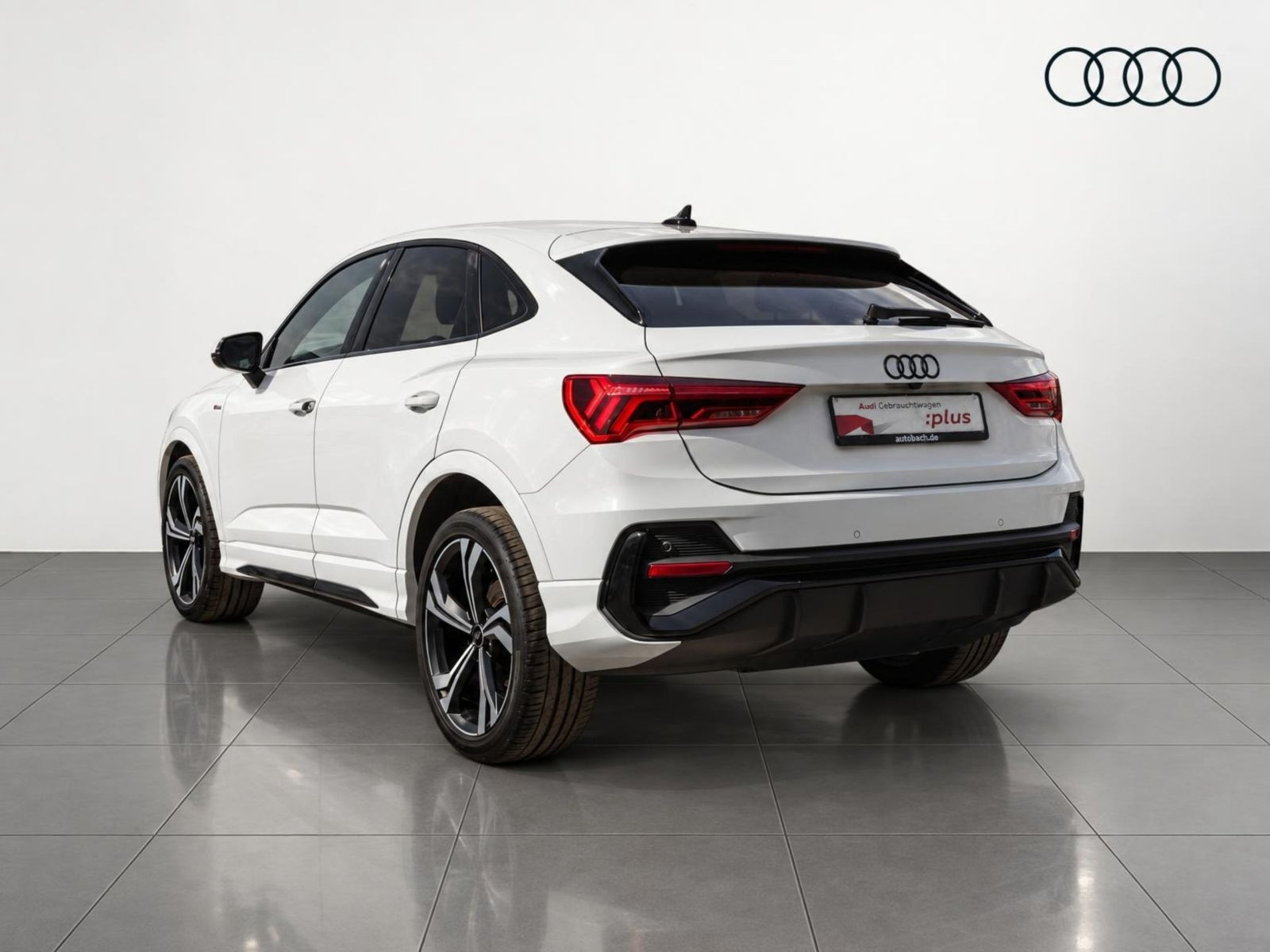Audi Q3 Sportback S line 35TFSI Stronic Navi Matrix Panorama