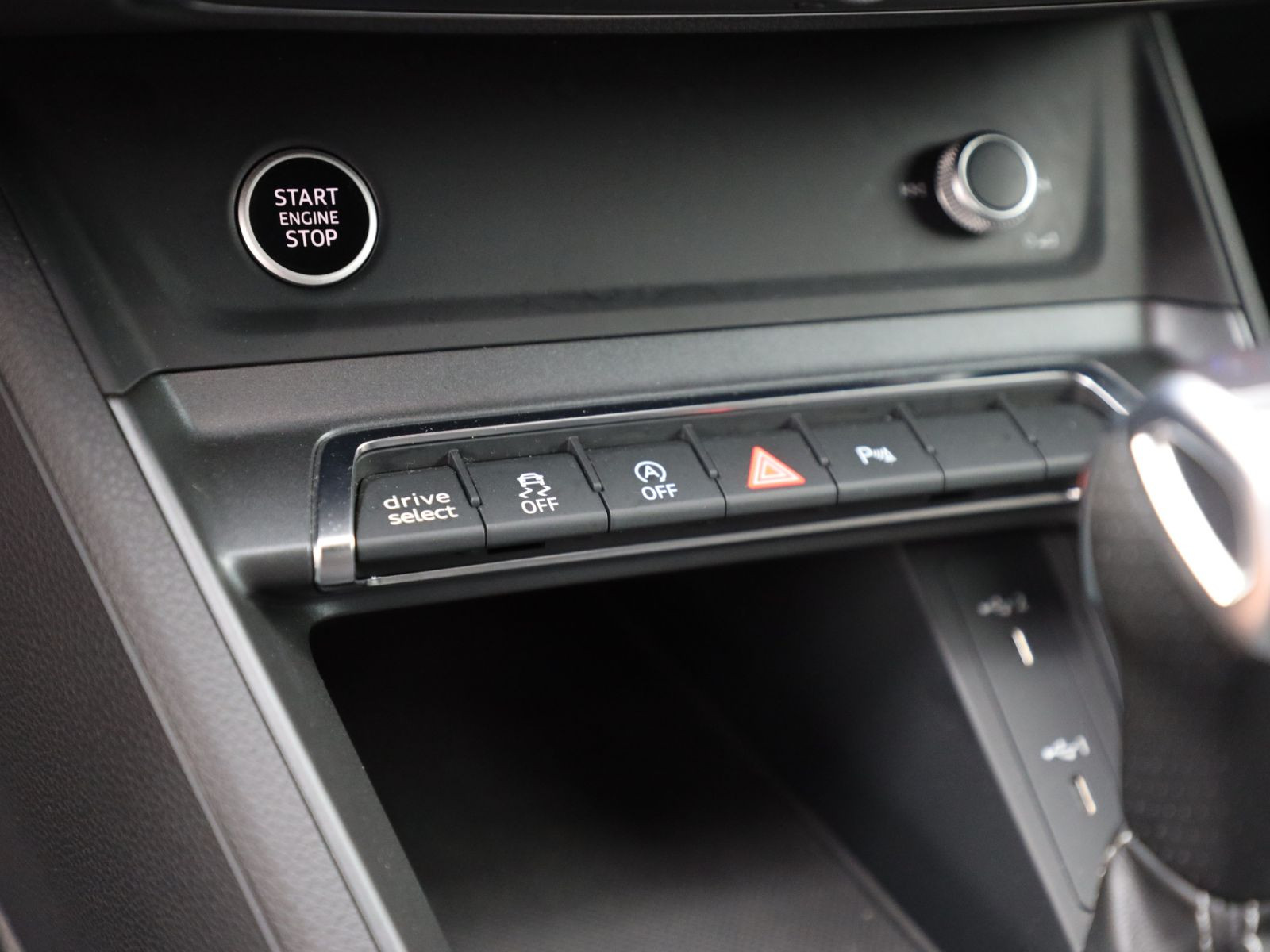 Audi Q3 Sportback S line 40TDI qu Navi Matrix ACC AHK