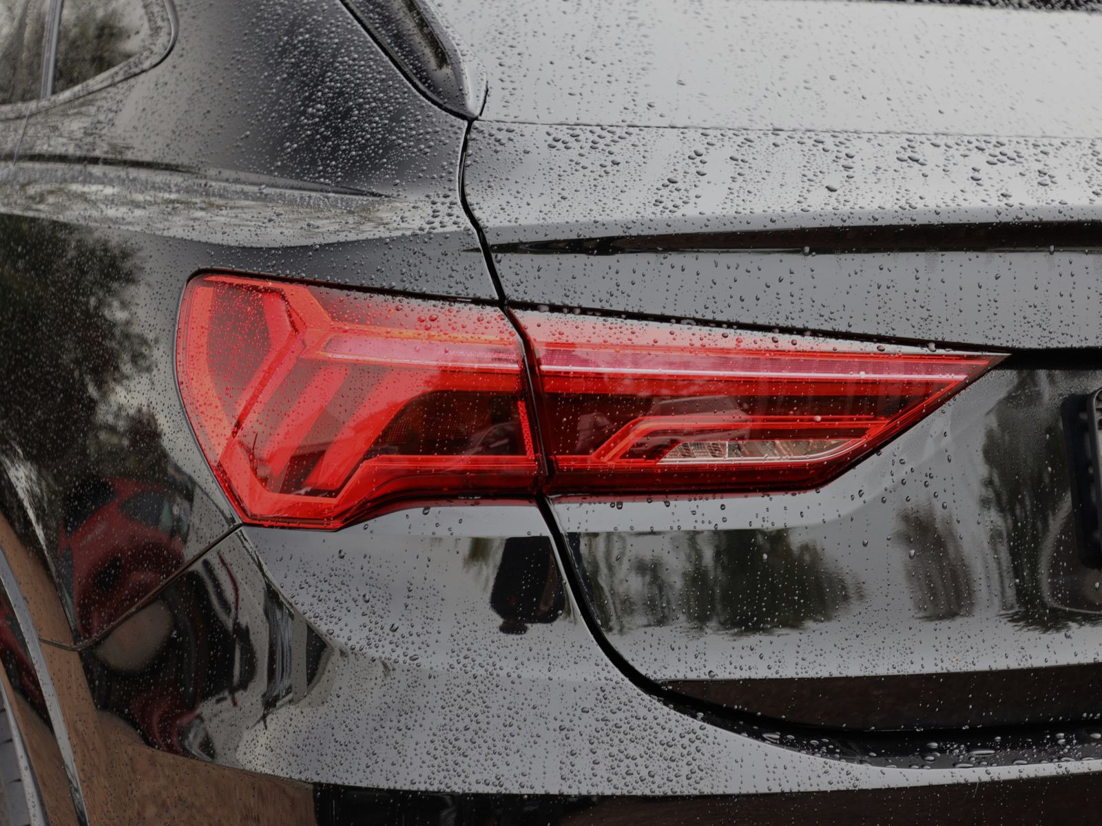 Audi Q3 Sportback S line 40TDI qu Navi Matrix ACC AHK