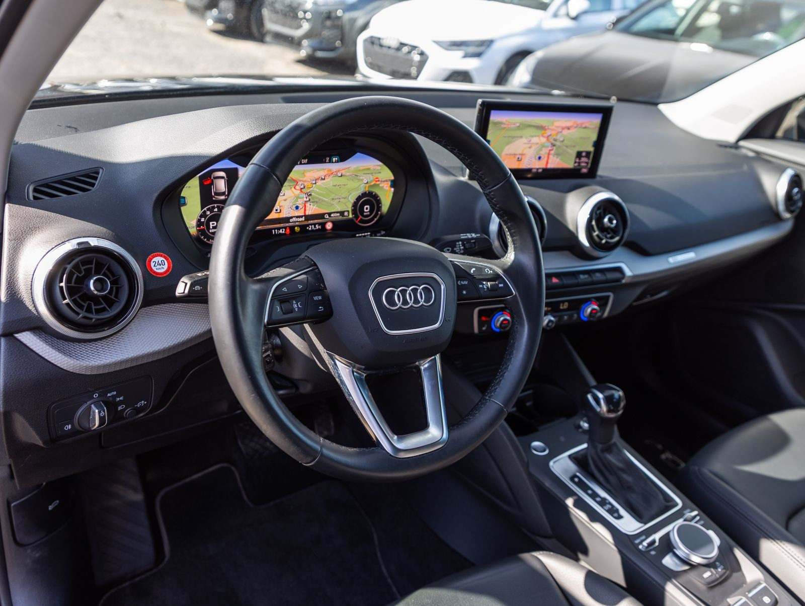 Audi Q2 S line 35TFSI Stronic Navi LED ACC EPH AHK