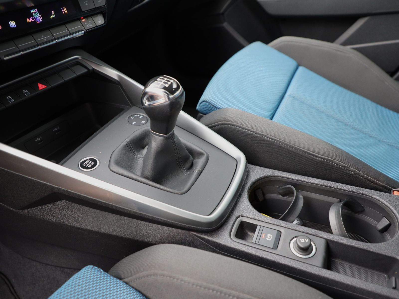 Audi A3 Sportback Advanced 30TFSI LED GRA EPH CarPlay