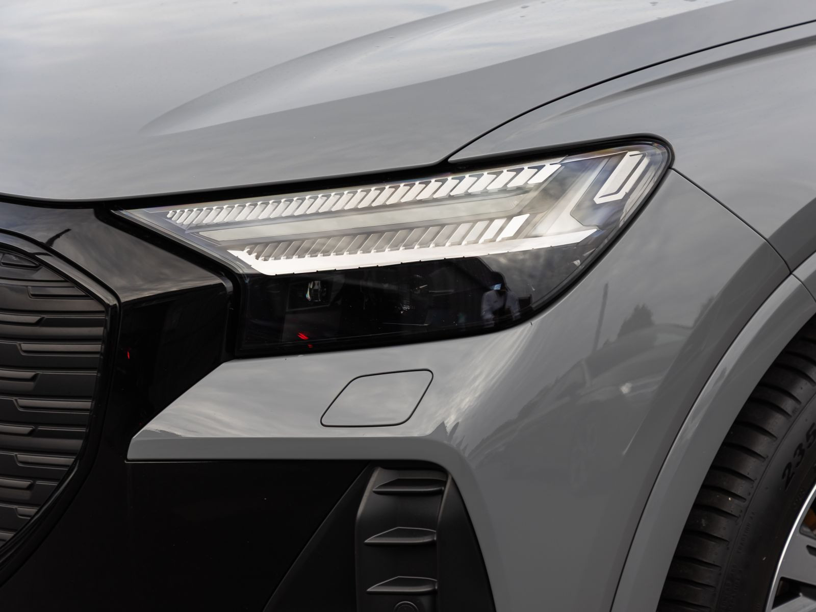 Audi Q4 Sportback e-tron 35 Matrix Standklima GRA EPH