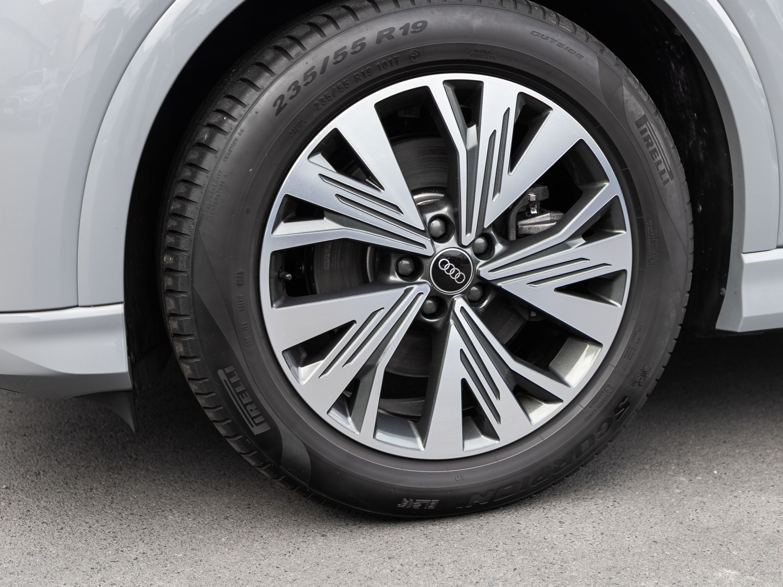 Audi Q4 Sportback e-tron 35 Matrix Standklima GRA EPH